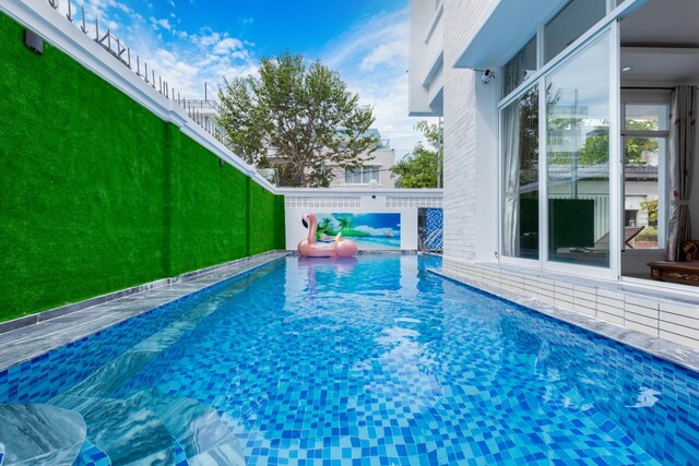 276e6bb6b7f37aad23e2