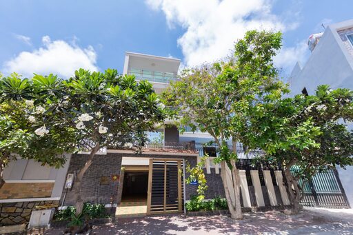 IMG_8816-scaled-2048x1365