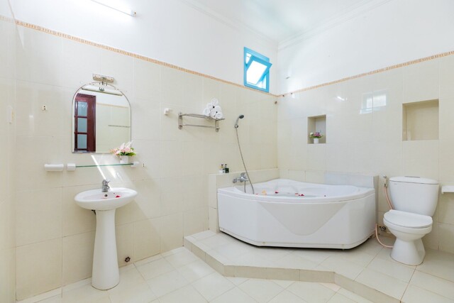 6a8b598cf3a45ffa06b522