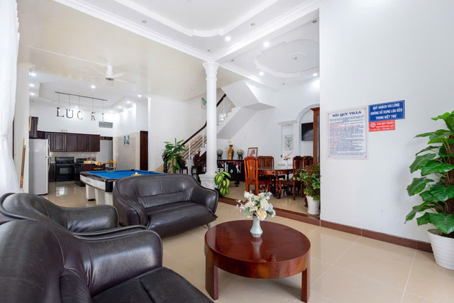 f96baea75d2bd4758d3a9